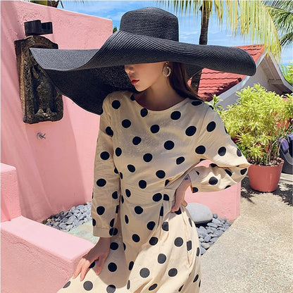 Women's Oversized Straw Sun Hat With Wide Brim UV Protection Design