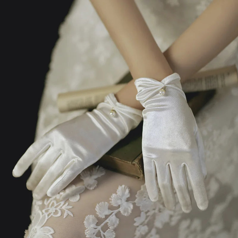 Vintage Wedding Mesh Gloves With Pearl Bow Elegant Bridal Fashion Design