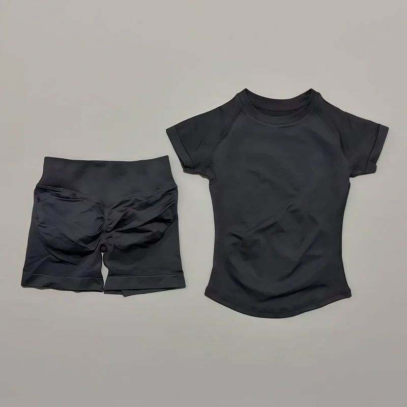Women Seamless Sports Set With Shorts And Short Sleeve Yoga Top