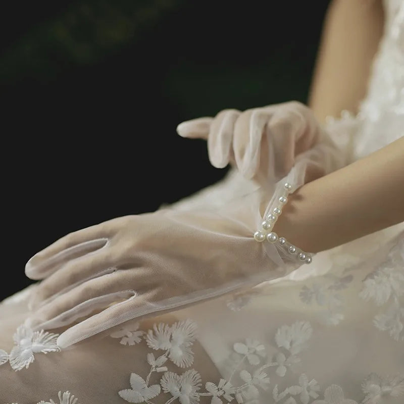 Vintage Wedding Mesh Gloves With Pearl Bow Elegant Bridal Fashion Design