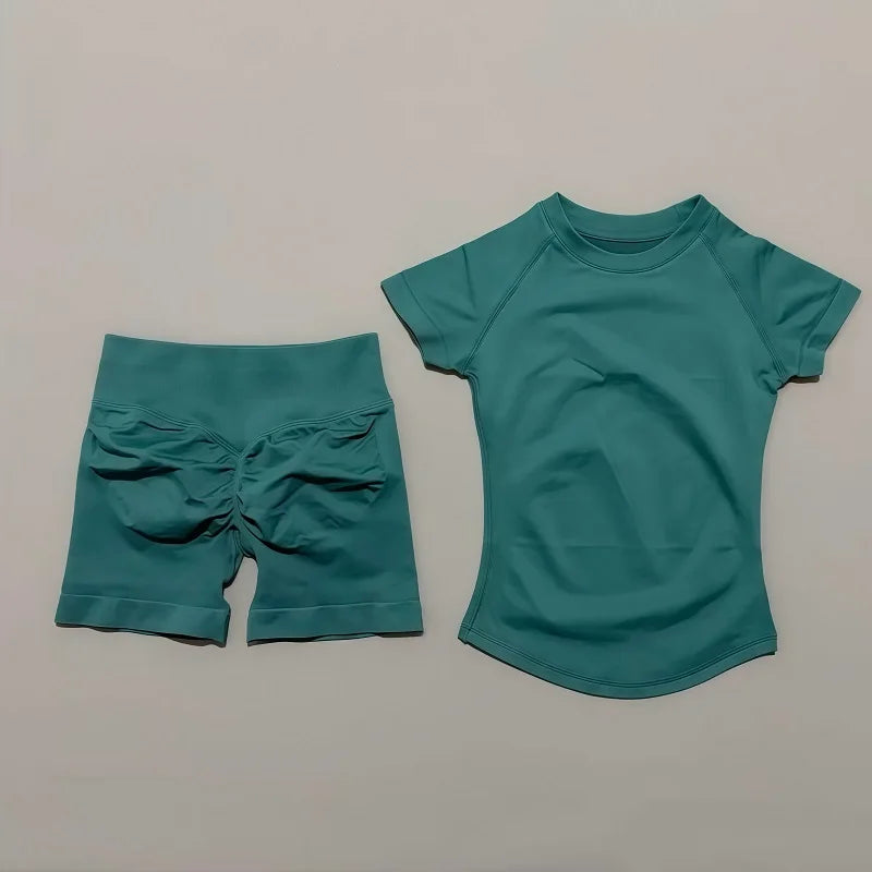 Women Seamless Sports Set With Shorts And Short Sleeve Yoga Top