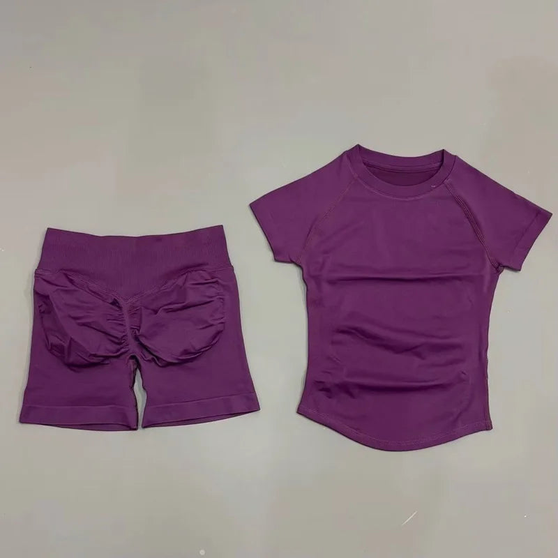 Women Seamless Sports Set With Shorts And Short Sleeve Yoga Top